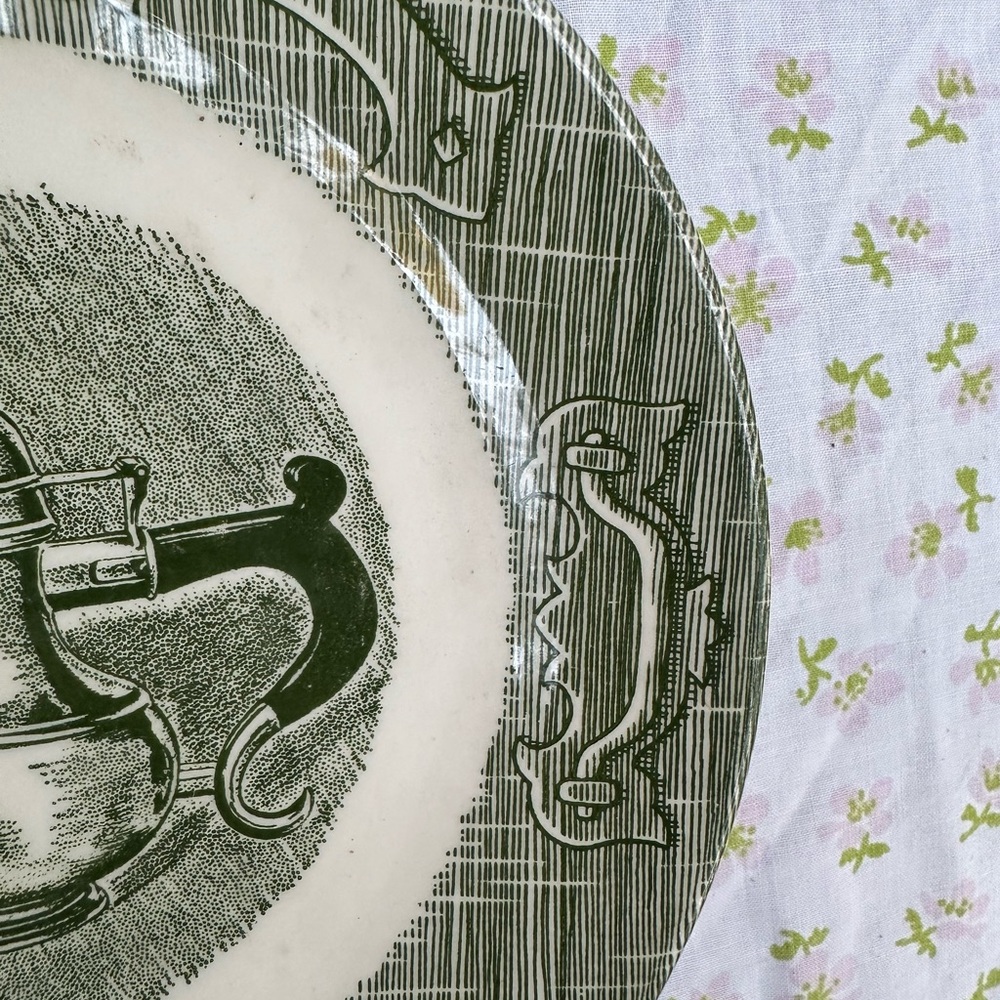 Old Curiosity Shop Dishes (4) - Picture 10 of 11